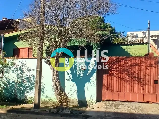 Casa 2 quartos e 1 banheiro, para alugar, no bairro Bom Jesus em Guaranésia