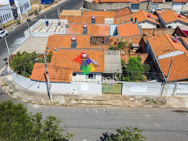 Casa com 170m² 2 quartos e 1 banheiro, à venda, no bairro Loteamento Popular Istor Luppi em Itapira