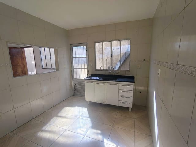 Casa com 230m² 1 quarto e 1 banheiro, para alugar, no bairro Saúde em São Paulo