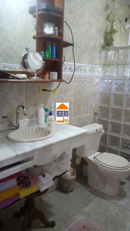 https://static.arboimoveis.com.br/CA0032_MEDEIR/casa-para-venda-em-sao-pedro-da-aldeia-jardim-primavera-dormitorios-suite-banheiros-vagas1629917166748jupkh.jpg