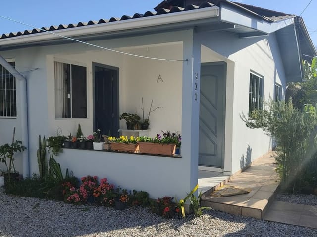 Casa com 188m² 3 quartos e 2 banheiros, à venda, no bairro Ingleses do Rio Vermelho em Florianópolis