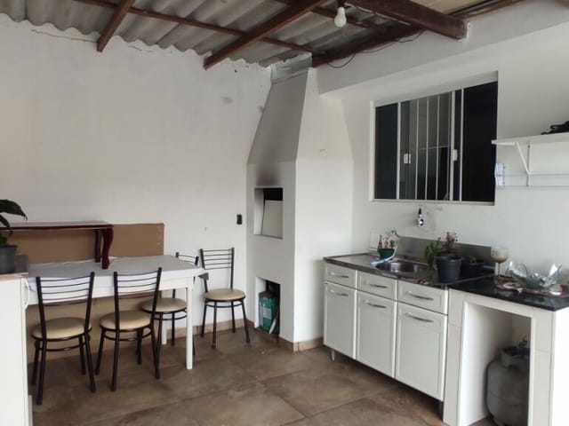 Casa com 188m² 3 quartos e 2 banheiros, à venda, no bairro Ingleses do Rio Vermelho em Florianópolis