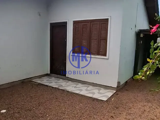 Casa 2 quartos e 1 banheiro, à venda, no bairro Neópolis em Gravataí