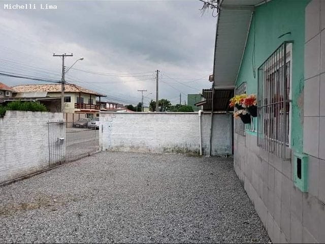 Casa com 479m² 2 quartos e 1 banheiro, à venda, no bairro Barra do Aririú em Palhoça