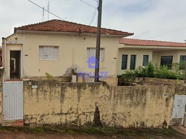 Casa com 400m² 3 quartos e 2 banheiros, à venda, no bairro Vila dos Lavradores em Botucatu