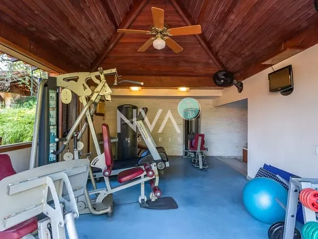 Casa com 2600m² 5 quartos e 10 banheiros, à venda, no bairro Barra da Tijuca em Rio de Janeiro