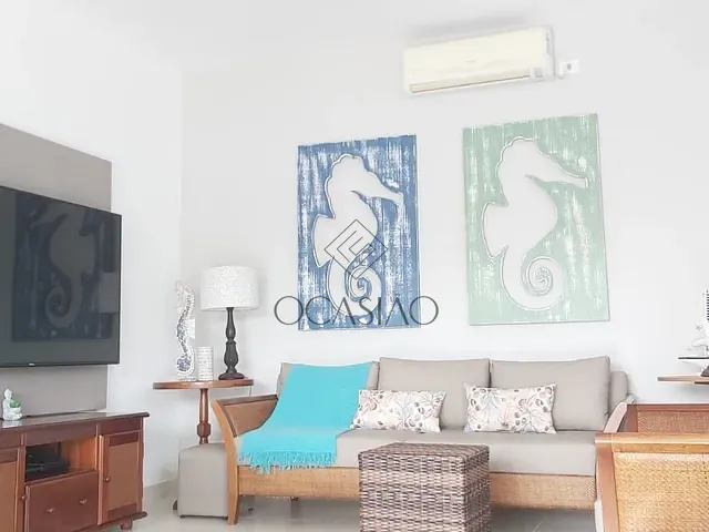 Casa à venda, no bairro ATAMI em Pontal do Paraná