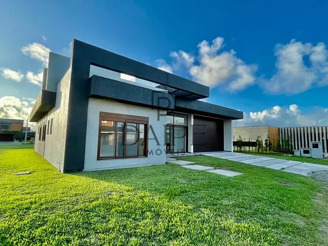 Casa com 600m² 4 quartos e 4 banheiros, à venda, no bairro Centro em Xangri-Lá