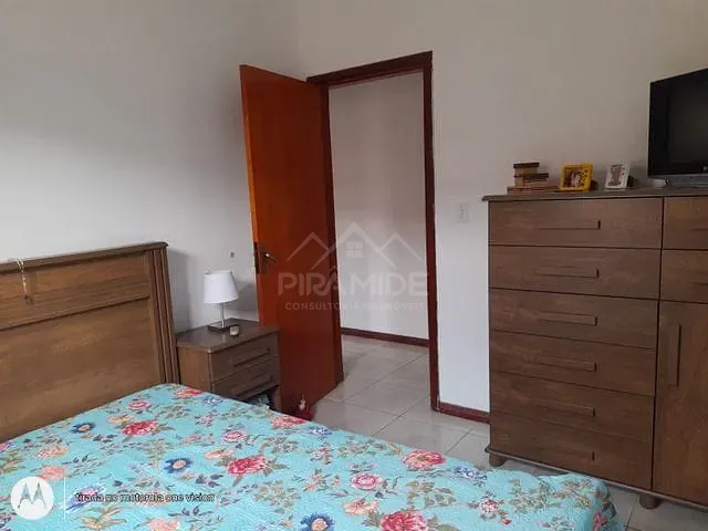 Casa com 300m² 6 quartos e 2 banheiros, à venda, no bairro Jardim Campos Elísios em Poços de Caldas