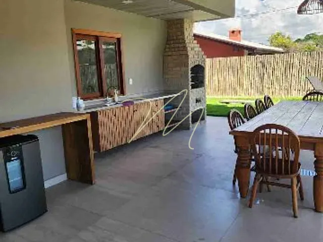 Casa 6 quartos e 7 banheiros, à venda, no bairro Olivença em Ilhéus