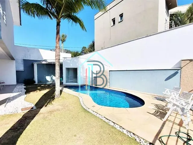 Casa com 540m² 4 quartos e 6 banheiros, à venda ou para alugar, no bairro São Paulo II em Cotia