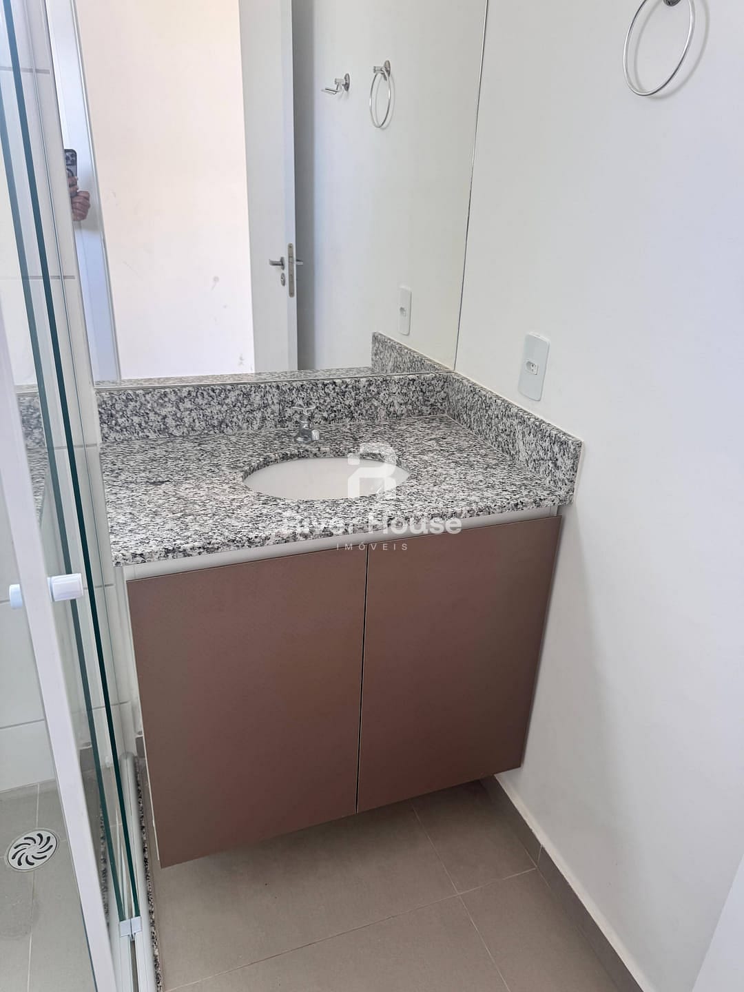 Casa para alugar com 3 quartos, 79m² - Foto 12