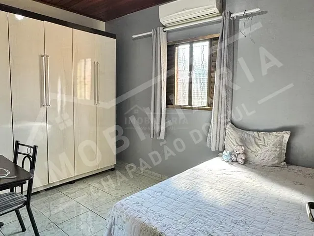 Casa 4 quartos e 1 banheiro, à venda, no bairro FLAMBOYANT em Chapadão do Sul