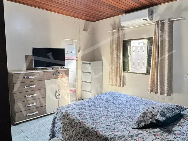 Casa 4 quartos e 1 banheiro, à venda, no bairro FLAMBOYANT em Chapadão do Sul