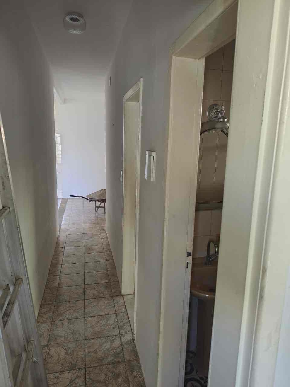 Casa para alugar com 2 quartos, 10m² - Foto 5