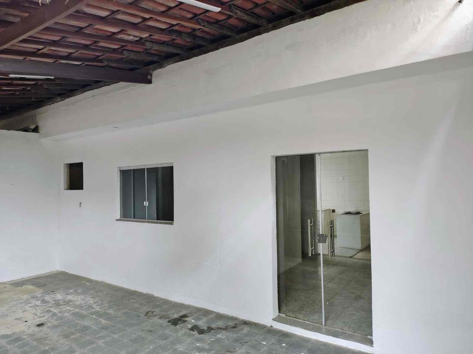 Casa para alugar com 2 quartos, 10m² - Foto 1