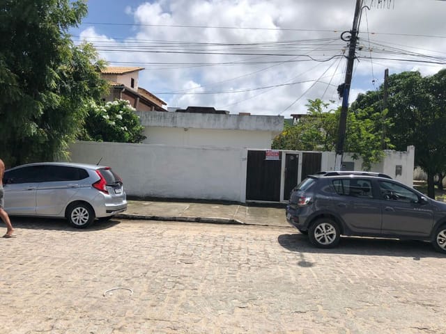 Casa com 360m² 3 quartos e 3 banheiros, à venda, no bairro Bessa em João Pessoa