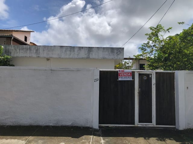 Casa com 360m² 3 quartos e 3 banheiros, à venda, no bairro Bessa em João Pessoa