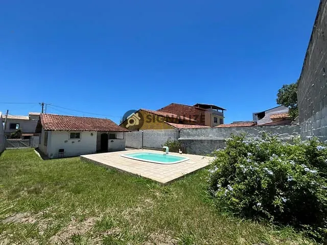 Casa 2 quartos e 1 banheiro, à venda, no bairro Caminho de Búzios em Cabo Frio