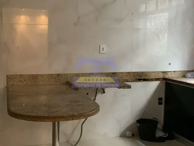 Casa com 318m² 3 quartos e 3 banheiros, para alugar, no bairro Centro em Itabira