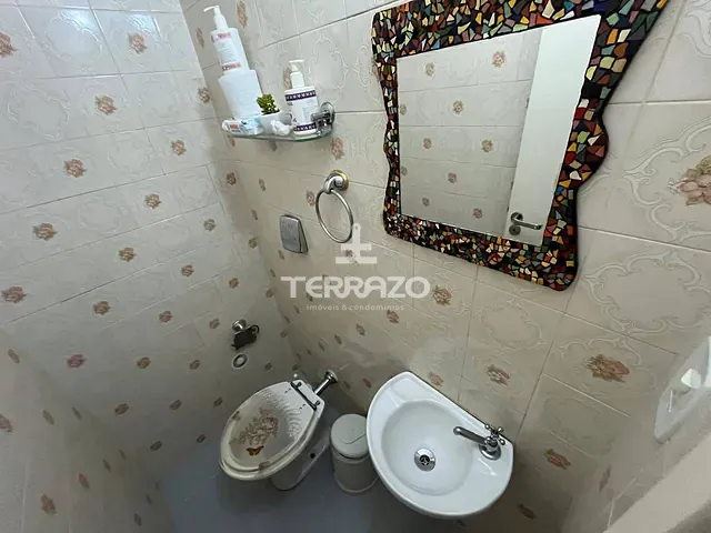 Casa com 120m² 3 quartos e 2 banheiros, à venda, no bairro Monte Castelo em Volta Redonda
