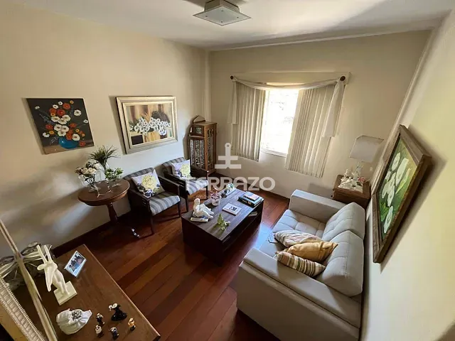 Casa com 120m² 3 quartos e 2 banheiros, à venda, no bairro Monte Castelo em Volta Redonda
