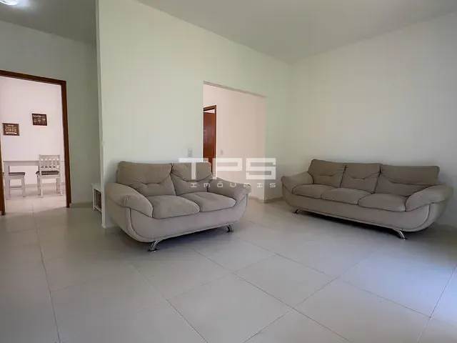 Casa com 312m² 3 quartos e 2 banheiros, à venda ou para alugar, no bairro Vila Paraíba em Guaratinguetá