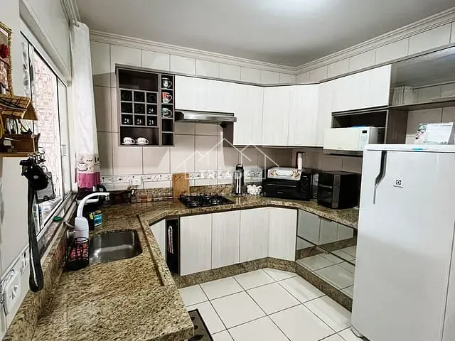 Casa 2 quartos e 1 banheiro, à venda, no bairro Passaúna em Araucária