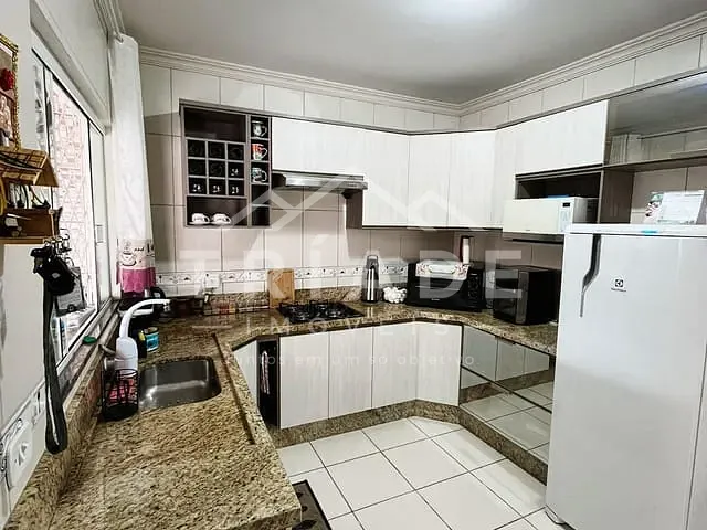 Casa 2 quartos e 1 banheiro, à venda, no bairro Passaúna em Araucária