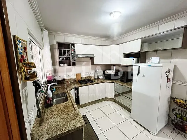 Casa 2 quartos e 1 banheiro, à venda, no bairro Passaúna em Araucária