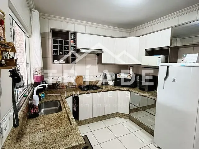 Casa 2 quartos e 1 banheiro, à venda, no bairro Passaúna em Araucária