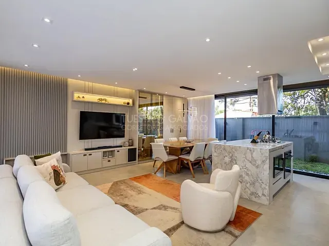 Casa com 167m² 3 quartos e 4 banheiros, à venda, no bairro Pilarzinho em Curitiba