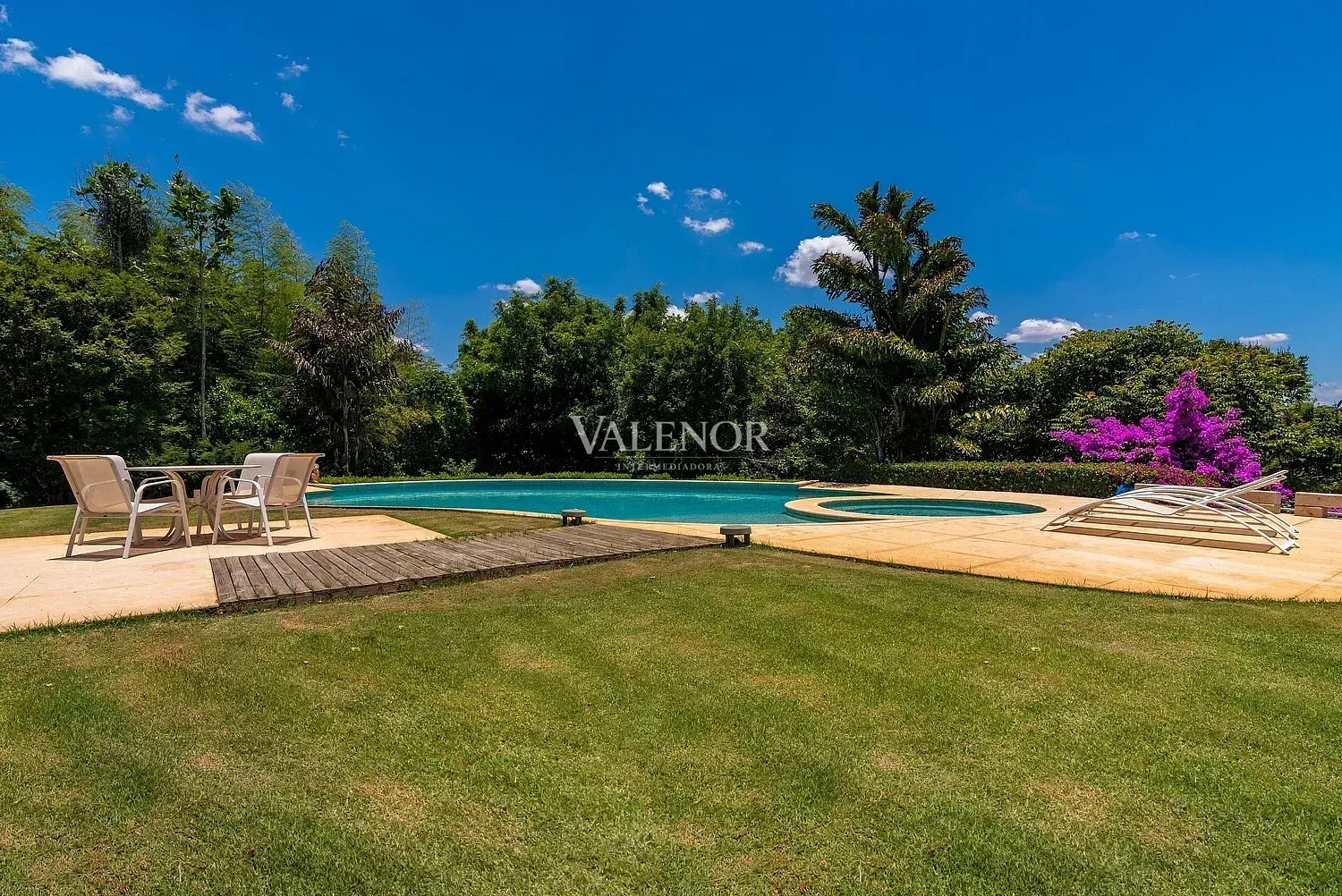Casa, 7 quartos, 3635 m² - Foto 4