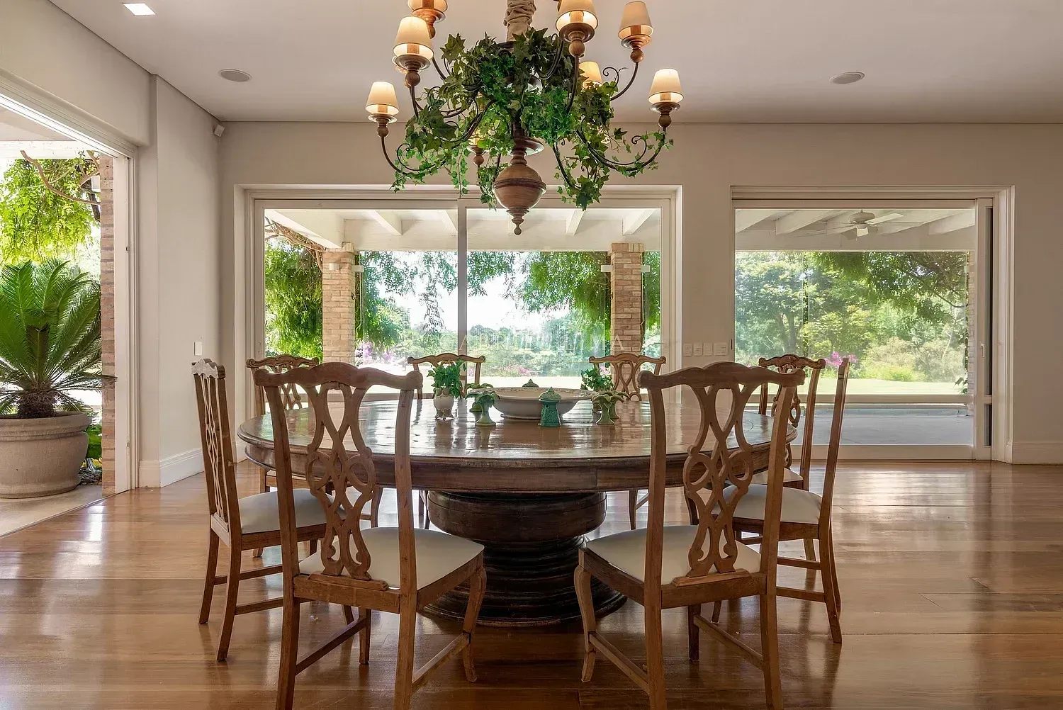 Casa, 7 quartos, 3635 m² - Foto 16