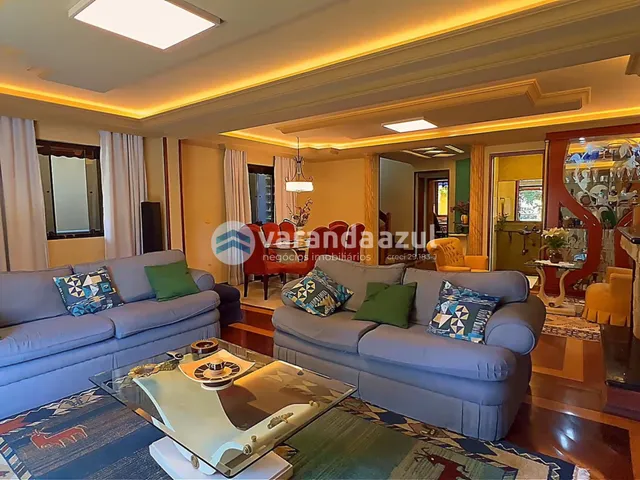 Casa com 420m² 4 quartos e 5 banheiros, à venda, no bairro Cidade Parquelandia em Mogi das Cruzes