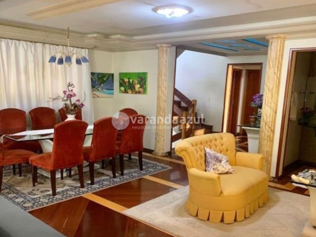 Casa com 420m² 4 quartos e 5 banheiros, à venda, no bairro Cidade Parquelandia em Mogi das Cruzes
