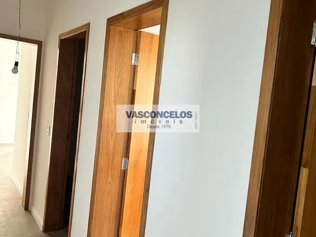 Casa com 279m² 3 quartos e 3 banheiros, à venda, no bairro Jardim das Flores em São José dos Campos
