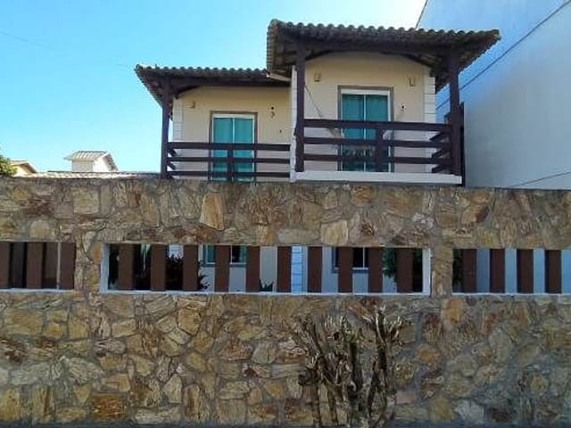 Casa com 450m² 5 quartos e 2 banheiros, à venda, no bairro Praia do Foguete em Cabo Frio