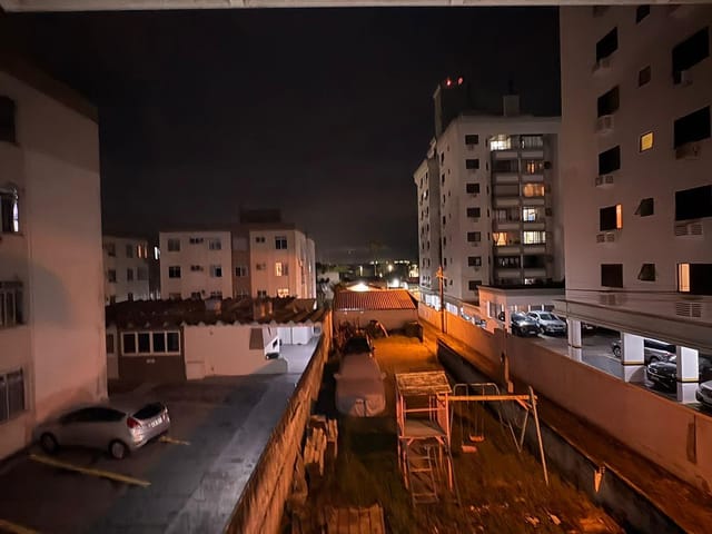 Casa com 55m² 2 quartos e 1 banheiro, para alugar, no bairro Coqueiros em Florianópolis