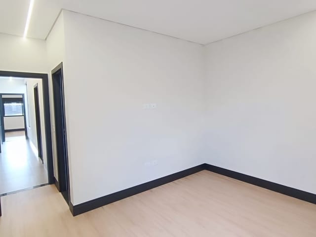 Foto do Casa - Uma bela casa alto padrão com piscina, pra você que busca conforto e elegância, à venda, no Jardim Santa Rosa, Maringá, PR | Wagner Inhesta broker