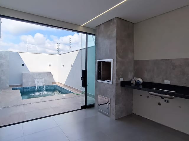 Foto do Casa - Uma bela casa alto padrão com piscina, pra você que busca conforto e elegância, à venda, no Jardim Santa Rosa, Maringá, PR | Wagner Inhesta broker