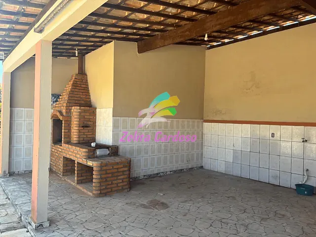 Casa com 2000m² 4 quartos e 4 banheiros, à venda, no bairro Condomínio Vale do Ouro em Ribeirão das Neves