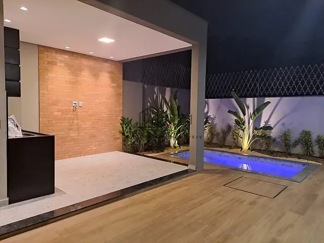 Casa com 303m² 3 quartos e 1 banheiro, à venda, no bairro Fazenda Rodeio em Mogi das Cruzes