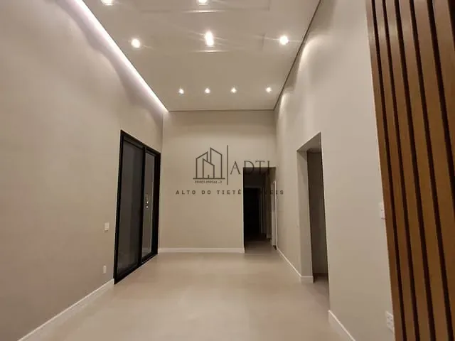 Casa com 303m² 3 quartos e 1 banheiro, à venda, no bairro Fazenda Rodeio em Mogi das Cruzes