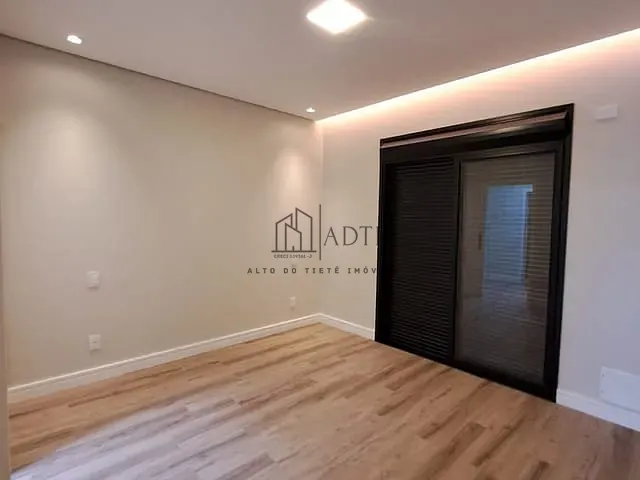 Casa com 303m² 3 quartos e 1 banheiro, à venda, no bairro Fazenda Rodeio em Mogi das Cruzes