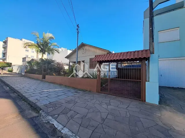 Casa com 800m², à venda, no bairro Centro em Erechim
