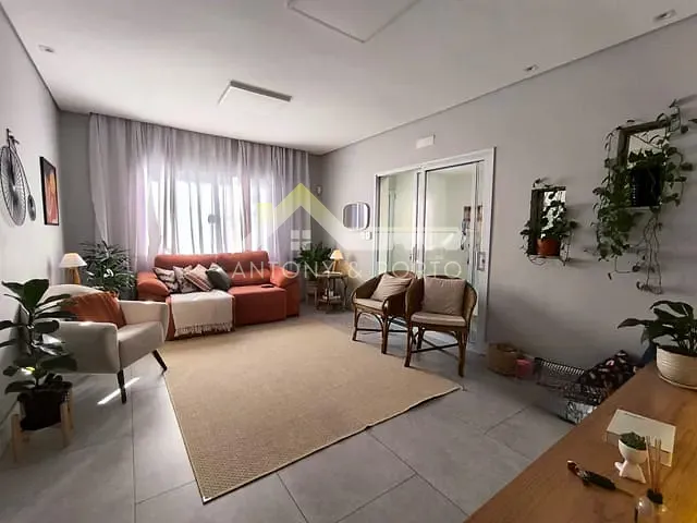 Casa com 250m² 2 quartos e 3 banheiros, à venda, no bairro Jardim Pinhal em Guarulhos