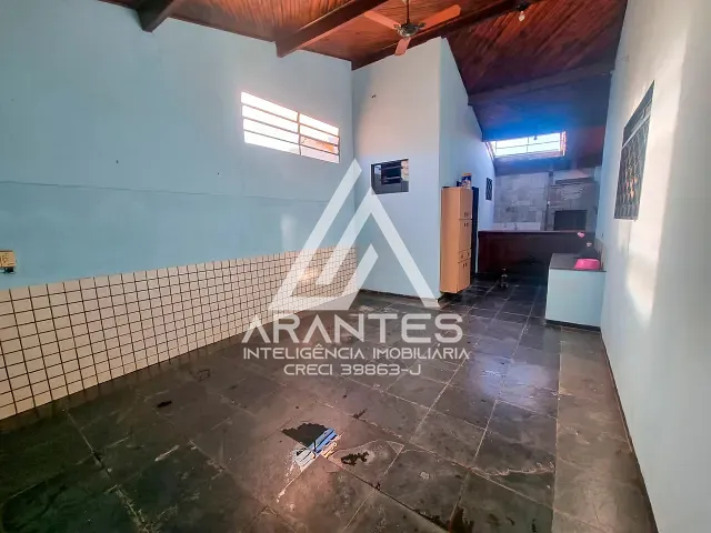 Casa 2 quartos e 2 banheiros, à venda, no bairro Cristiano de Carvalho em Barretos