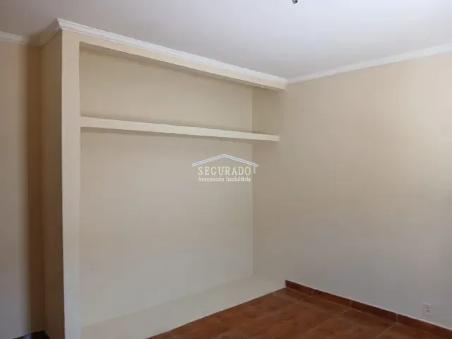 Casa 3 quartos e 2 banheiros, para alugar, no bairro Vila Pompéia em Campinas