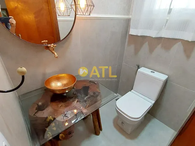 Casa com 600m² 4 quartos e 4 banheiros, à venda, no bairro Vila Soares em Ourinhos